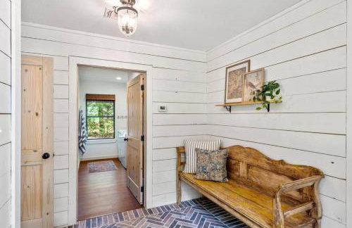 Lakefront Cottage- late summer price decrease! - Foto 15