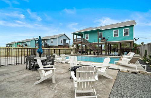 Gorgeous Home with Huge Private Pool and Game Room - Foto 9