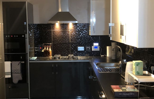 Lovely 3-bed House in Chafford Hundred - Photo 5