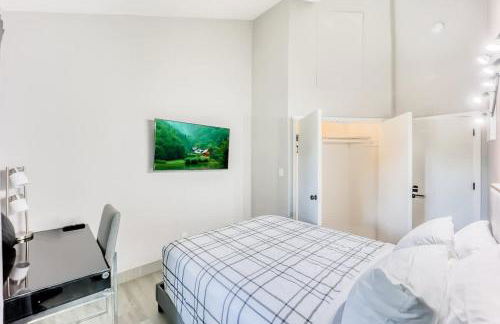 Luxury Family Home w AC and Patio near Meta and Stanford - Foto 19