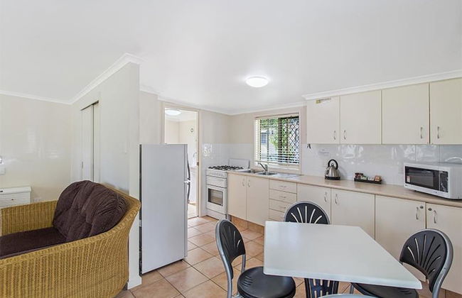 Landsborough Holiday Park - Photo 8