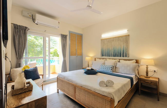 Alaya Stays Veera Marina 1BHK with Pool - Foto 9