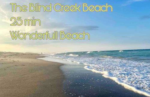 Magical house with beautiful designs, near beach - Photo 50