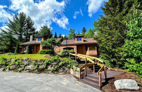 FC43 Renovated cozy spacious cottage with AC, air hockey, wifi close to ski trails! - Foto 31