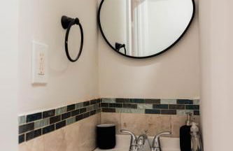 Joynest Loft - Private Entry & Bath - Foto 11