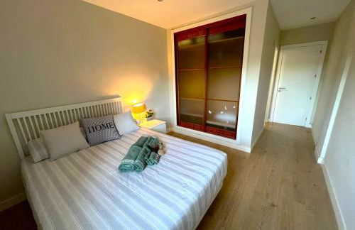 Fabulous Apartment with Garden and Parking - Foto 12