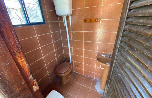 CASA inteira entre Guaratiba e Campo Grande, Rio de Janeiro, RJ - a 40 min da praia, próximo ao Estádio Miecimo da Silva e Park Shopping-Ideal para descanso, encontros, festa e lazer-3000 m2 - Foto 20