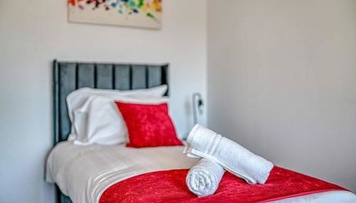 1-BR Flat in Eccles - 1 Minute Walk to Train & Tram Station - Sleeps 3 - Foto 4