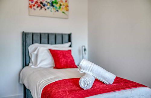 1-BR Flat in Eccles - 1 Minute Walk to Train & Tram Station - Sleeps 3 - Foto 4