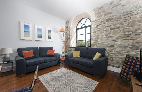 The Old Carriage Works - Photo 2