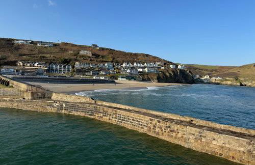 Harbour Edge - Photo 3