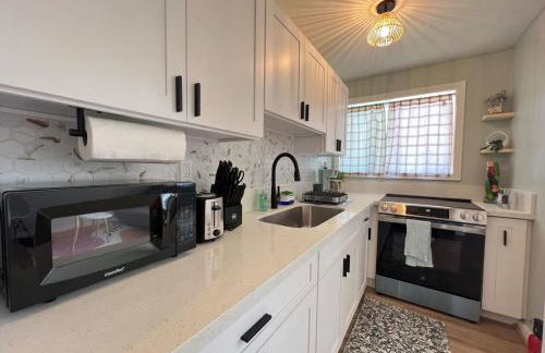 Tranquil Ground Floor Unit Central Honolulu & AC - Foto 13