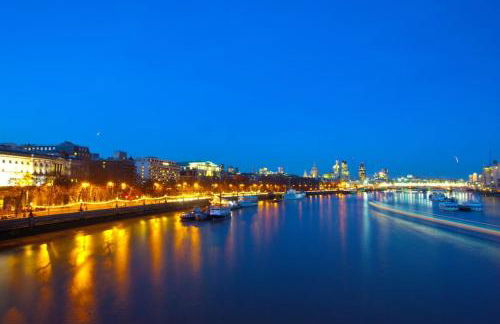 Stunning, architecturally designed Garden Studio with Parking - Foto 24