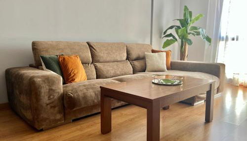 Apartamento apto para bebés con parking privado - Foto 1