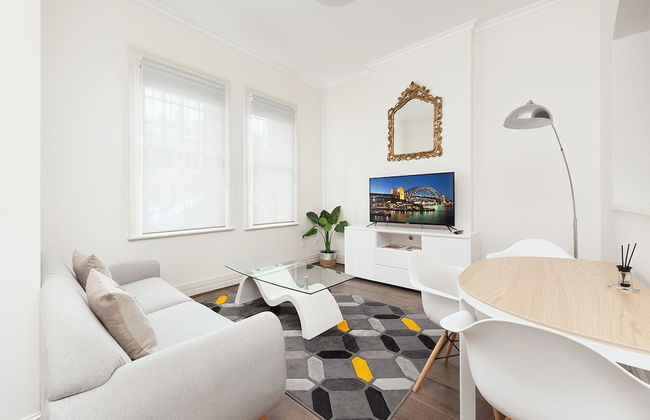 Stunning Sydney Home 1 - Photo 1