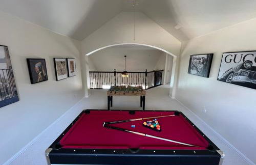 Lovejoy Serenity - Amazing pool, Games, Movie Room - Foto 25