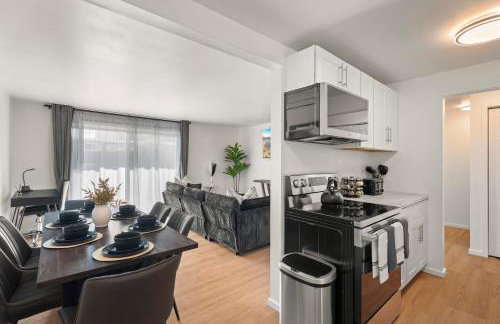 Gray Oasis 1 Bed Apartment in Fremont - Photo 6