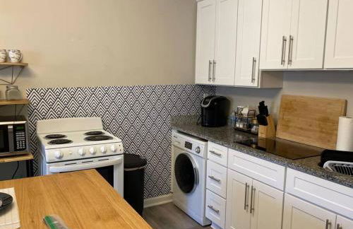 Adorable Apt with Access to Pool and Tennis Courts - Foto 4