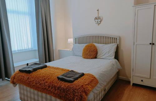 Bright, Comfortable Home, Convenient for City Centre - Foto 7