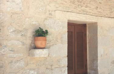 Traditional Village House - Photo 39