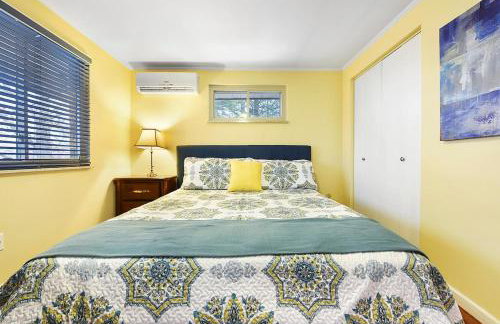 Secluded Hilltop Hideaway - Hot Tub! Two Living Rooms! - Foto 17