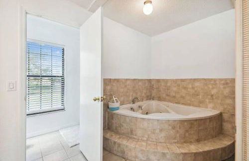 TRANQUILITY! PRIVATE Gated Estate! Boats, RVs OK! Has Separate Apt, Fishing, Hiking, LOW Rates! - Foto 48