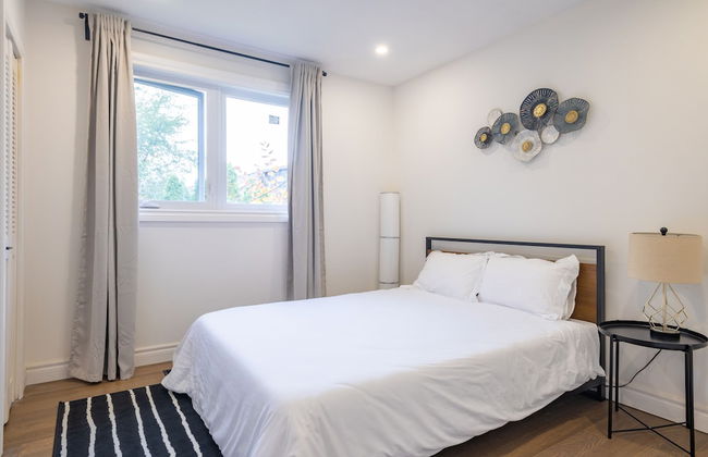 Cheerful 3 bedroom w/ indoor fireplace in Toronto - 02 free parking - Foto 7