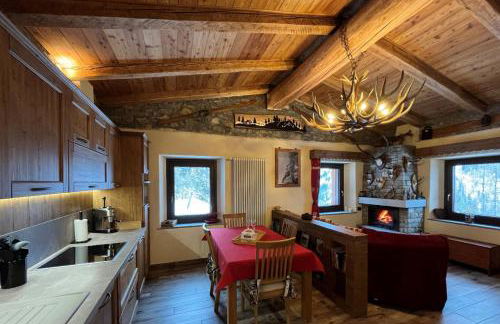 Chalet Chez Louis - Alpine Charm with Mont Blanc View & Ski Access - Foto 2
