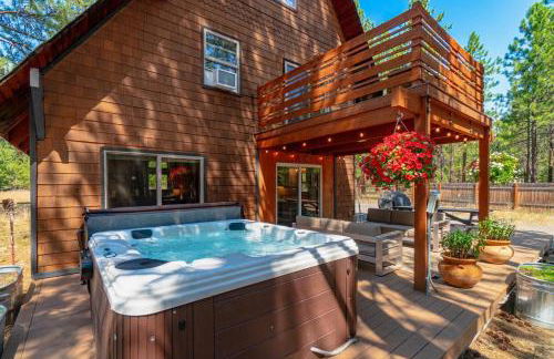 Juniper & Pine, a Lodge-Style Cabin in Sisters, OR - Foto 1