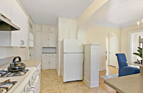 Complete & Polshed 1-Bedroom Chicago Apt - Elm D2 - Foto 14