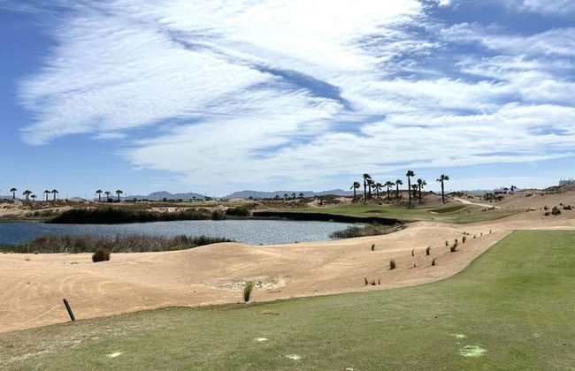 Stylish 2-bed Apartment Overlooking the Fairways - Foto 19