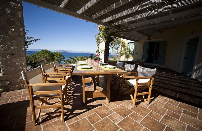 Electra Beachfront Villa - Photo 68