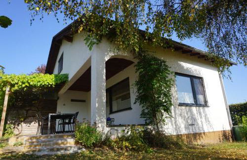 Haus Eifeldolomiten - Ankommen und Wohlfühlen - Foto 1