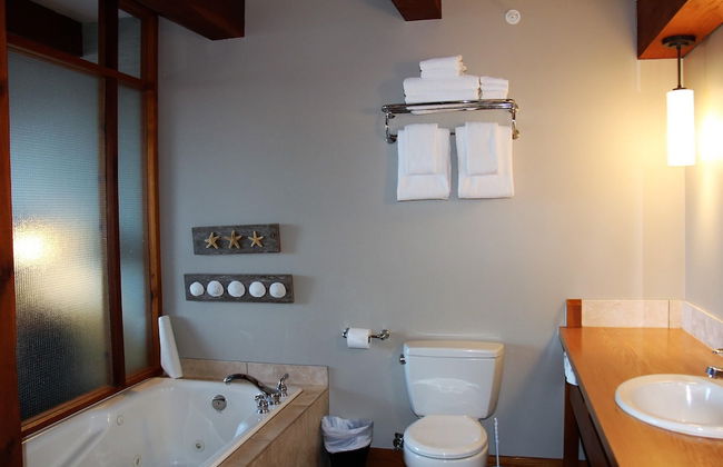 Ocean's Edge - Photo 37