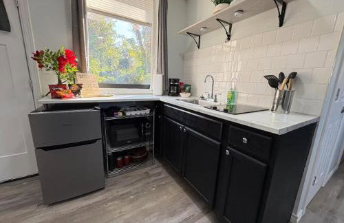 Two Homes - Charming Home and Cozy Bungalow - Foto 12