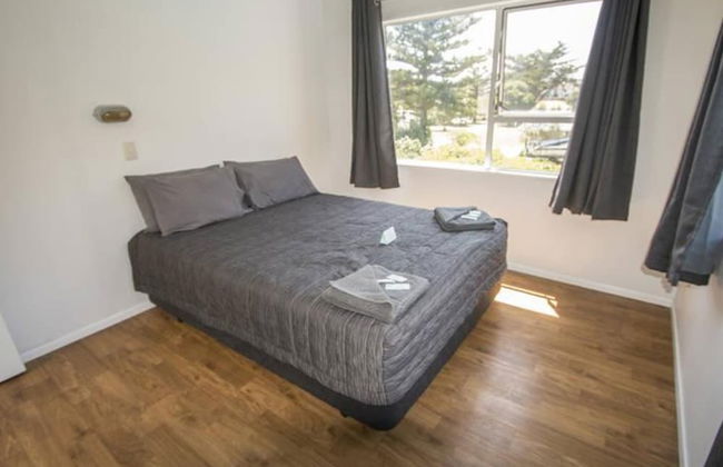 Mahia Beach Motel and Holiday Park - Photo 19