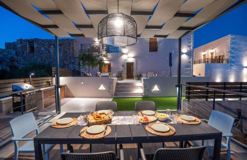 Pavlina Villa , a hidden gem with heated pool and ping pong! - Photo 57