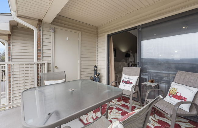 Jim and Roses Cozy Condo 15 Min to Downtown! - Photo 30