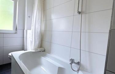 City Apartment with WIFI, Kitchen and 4K TV - Foto 3