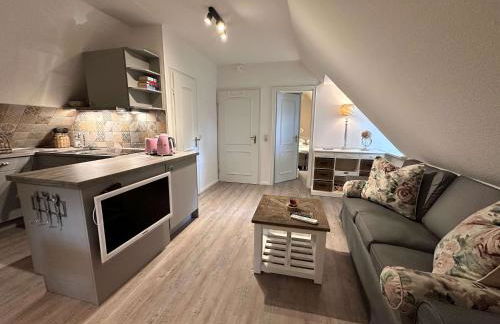 Sky & Sand Homes Wattläufer I Nordsee-Auszeit im Reetdachanwesen mit Parkgarten - Photo 19