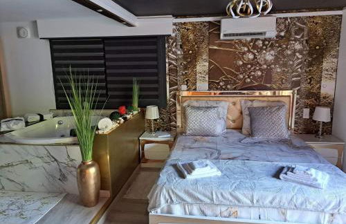 L'Aurore Love Room de prestige jacuzzi sauna piscine chauffée cuisine - Foto 44