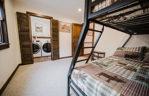 13 Beds, 17 Guests with Hot tub only 15Mins to Sunday River - Foto 13