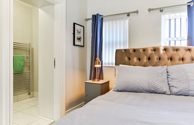 Snug at Clarence - Near Museum of Free Derry and Bloody Sunday Memorial - Foto 41