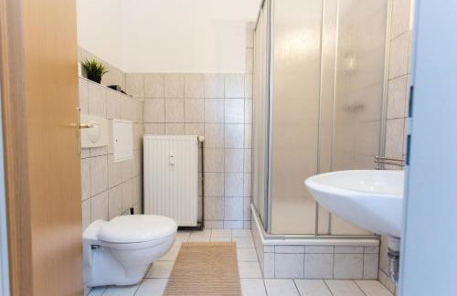 FullHouse - Halle - K46 Apartments - Nespresso - 2 Queensize Beds - SmartTV - Photo 15