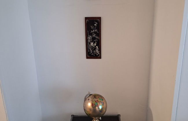 DOWNTOWN AT CUTE AND COZY - Photo 4