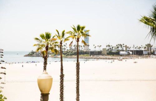 Seaside Bliss -Downtown! Beach! ConvCenter! Bikes! - Foto 32