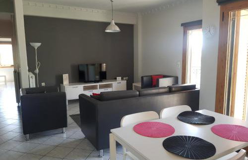 Cave Apartments - Photo 1