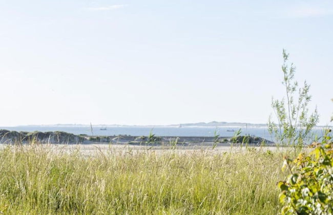 Modern Home by the Beach - Photo 39