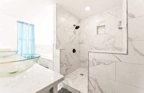 Newly Renovated 6BR 3BA Port Arthur Home with Hot Tub - Foto 22