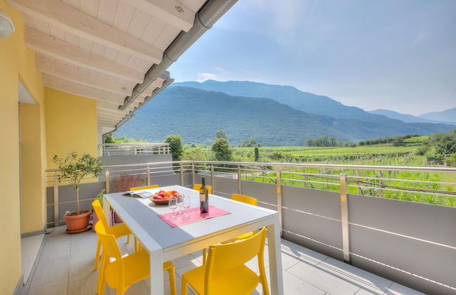 Mirabelle in Dro With 3 Bedrooms and 2 Bathrooms - Photo 25